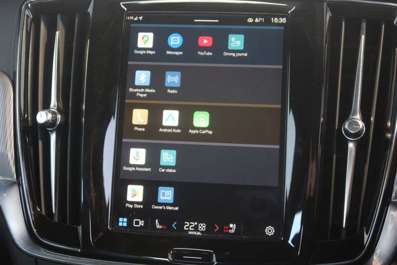 2021 VOLVO S90 2021 VOLVO S90