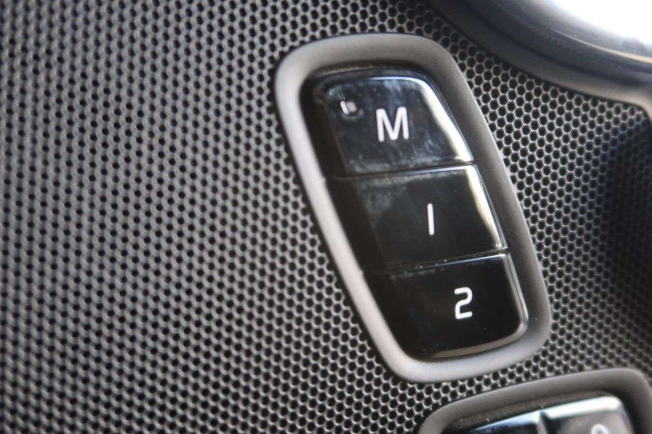 2021 VOLVO S90 2021 VOLVO S90