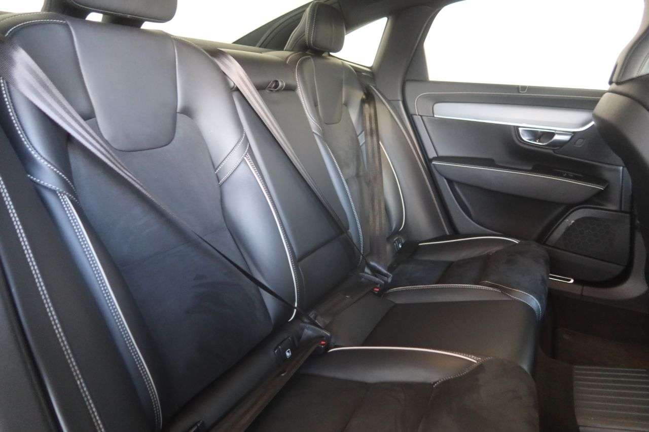 2021 VOLVO S90 2021 VOLVO S90