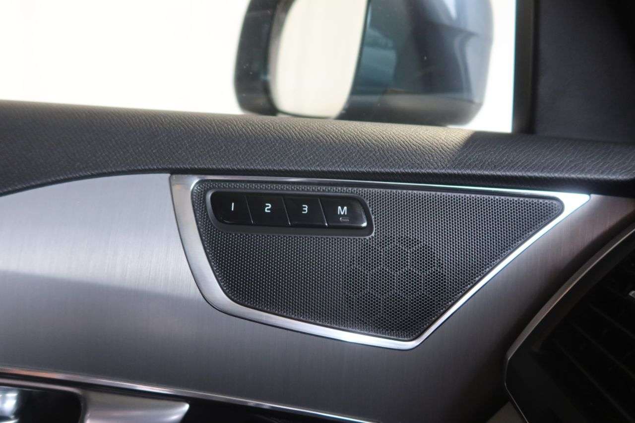 2021 VOLVO XC90 2021 VOLVO XC90