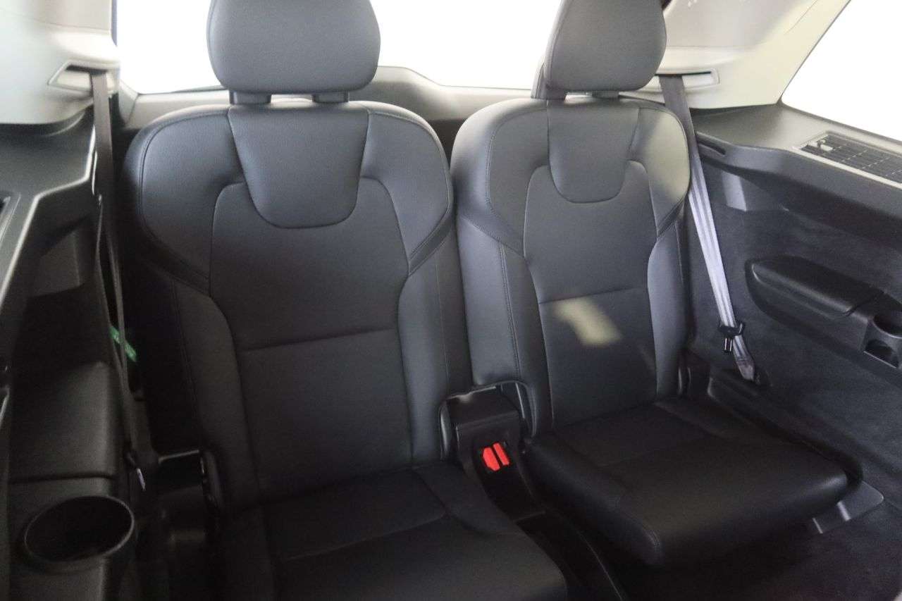 2021 VOLVO XC90 2021 VOLVO XC90