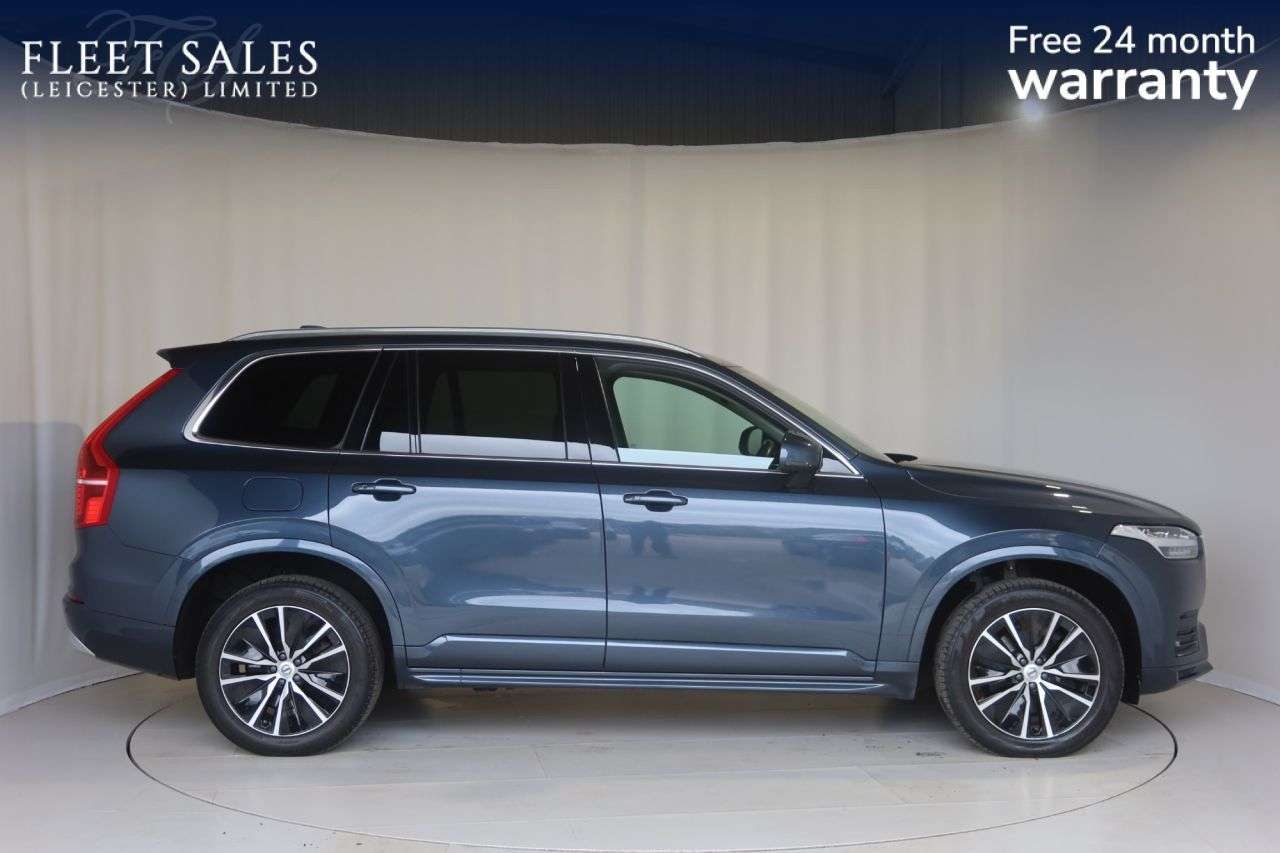 A 2021 VOLVO XC90 2.0 B5 MHEV Momentum SUV 5dr Diesel Hybrid Auto 4WD Euro 6 (s/s) (235 ps) H A 2021 VOLVO XC90 2.0 B5 MHEV Momentum SUV 5dr Diesel Hybrid Auto 4WD Euro 6 (s/s) (235 ps) H