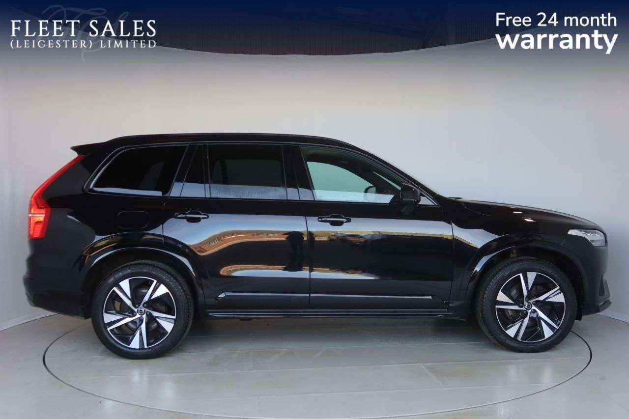 A 2022 VOLVO XC90 2.0 B5 MHEV R-Design SUV 5dr Diesel Hybrid Auto 4WD Euro 6 (s/s) (235 ps) H A 2022 VOLVO XC90 2.0 B5 MHEV R-Design SUV 5dr Diesel Hybrid Auto 4WD Euro 6 (s/s) (235 ps) H