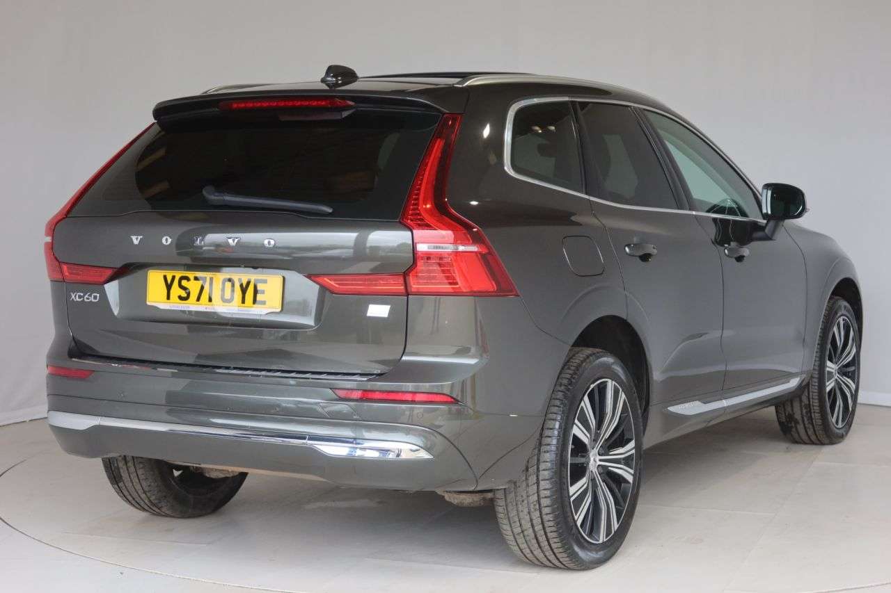 2022 VOLVO XC60 2022 VOLVO XC60