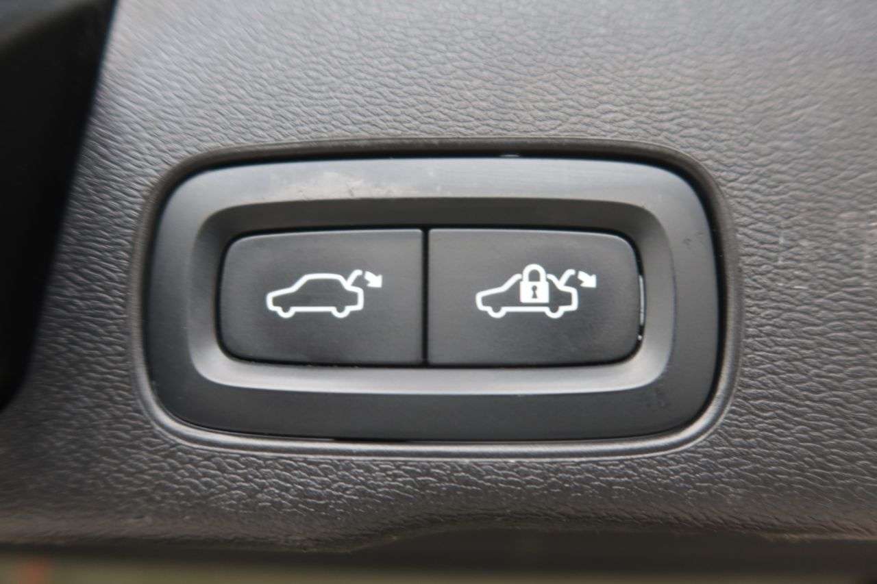 2022 VOLVO XC60 2022 VOLVO XC60