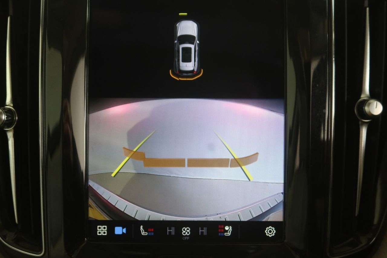 2022 VOLVO XC60 2022 VOLVO XC60