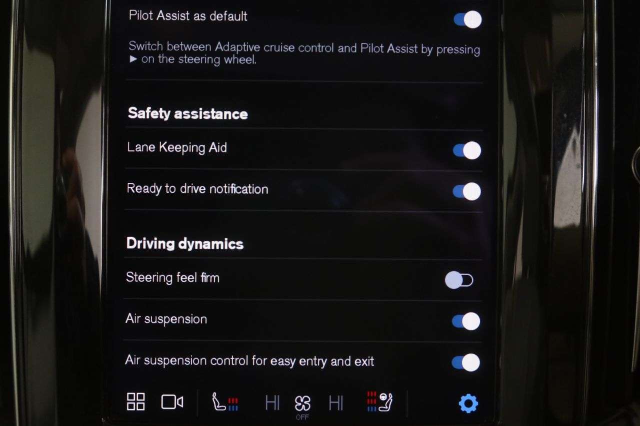 2022 VOLVO XC60 2022 VOLVO XC60