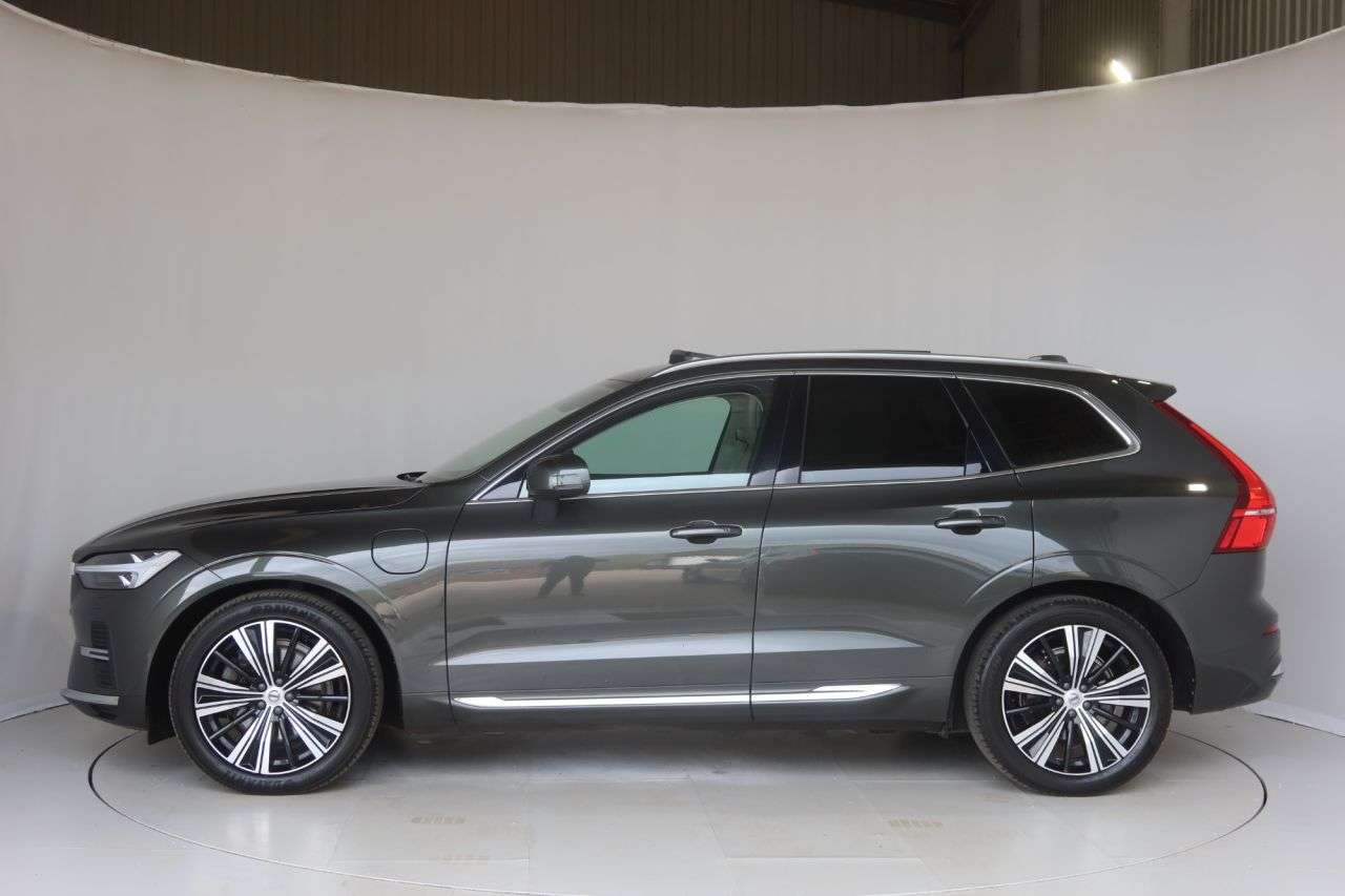 2022 VOLVO XC60 2022 VOLVO XC60