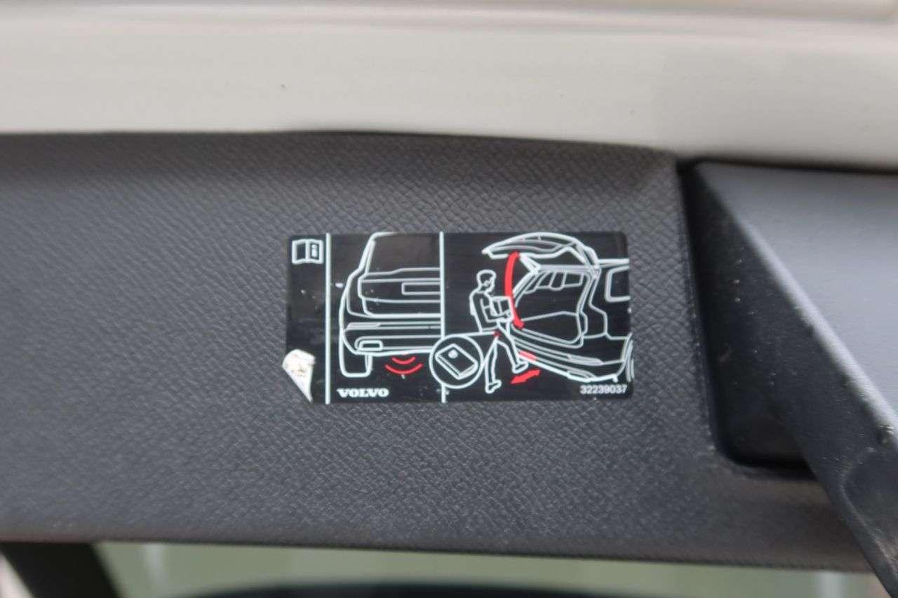 2021 VOLVO XC90 2021 VOLVO XC90