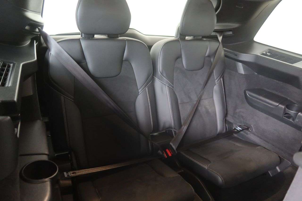 2021 VOLVO XC90 2021 VOLVO XC90