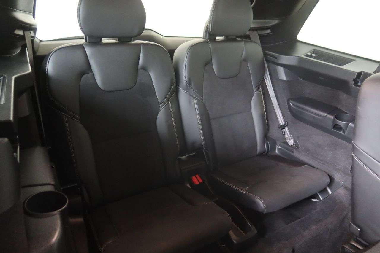 2021 VOLVO XC90 2021 VOLVO XC90