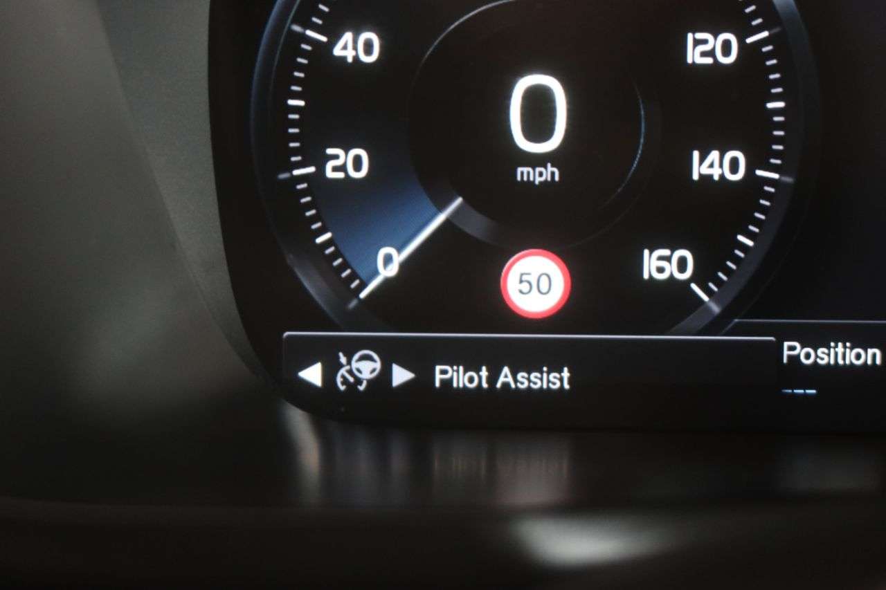 2021 VOLVO XC90 2021 VOLVO XC90