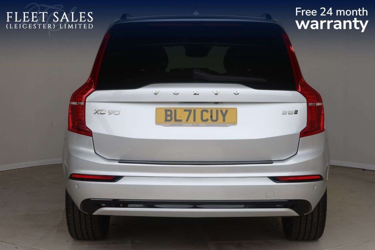 A 2021 VOLVO XC90 2.0 B5 MHEV R-Design SUV 5dr Diesel Hybrid Auto 4WD Euro 6 (s/s) (235 ps) R A 2021 VOLVO XC90 2.0 B5 MHEV R-Design SUV 5dr Diesel Hybrid Auto 4WD Euro 6 (s/s) (235 ps) R