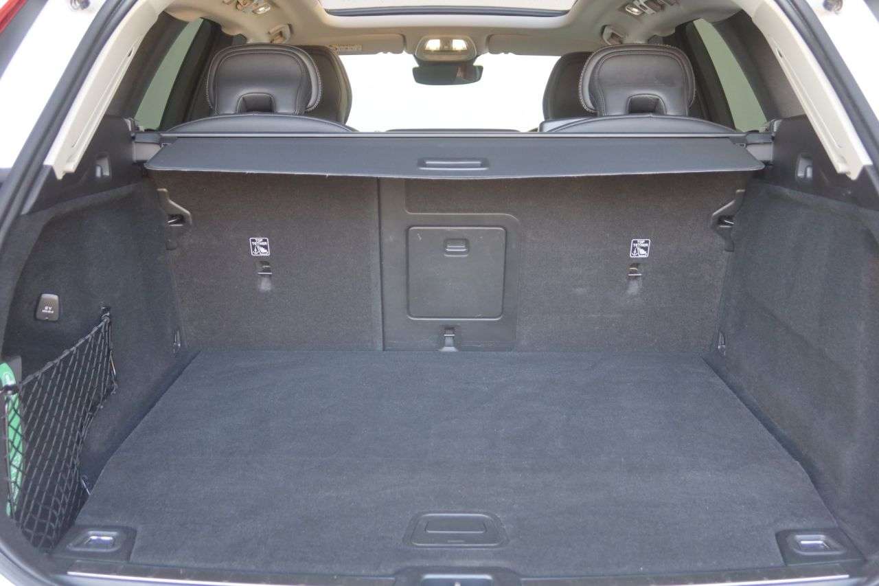 2022 VOLVO XC60 2022 VOLVO XC60