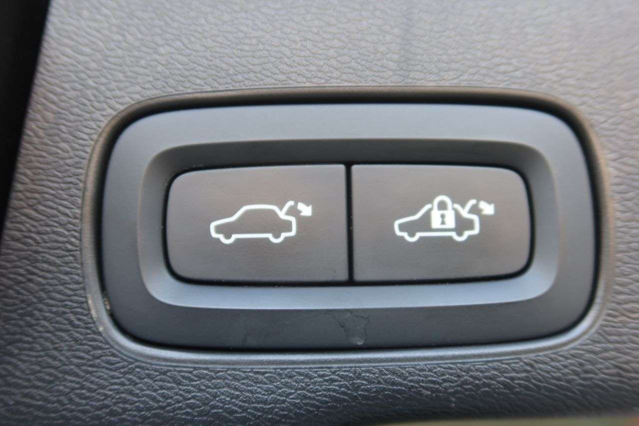 2022 VOLVO XC60 2022 VOLVO XC60