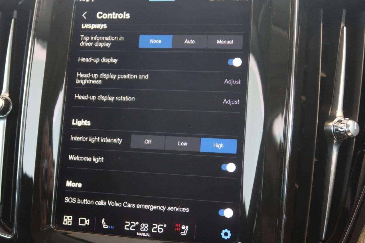 2022 VOLVO XC60 2022 VOLVO XC60