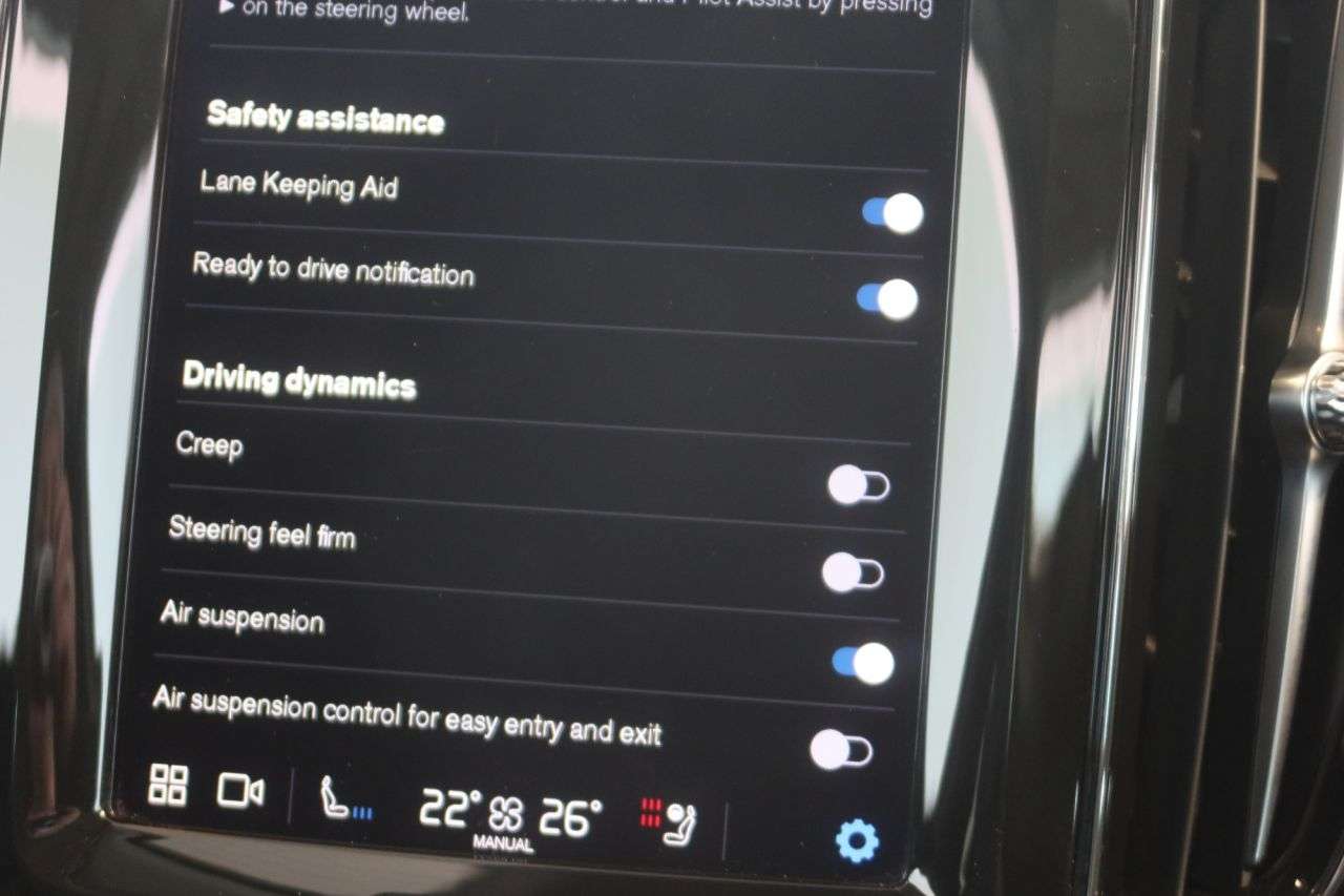 2022 VOLVO XC60 2022 VOLVO XC60