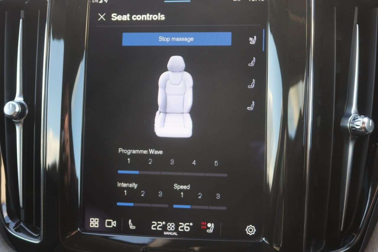 2022 VOLVO XC60 2022 VOLVO XC60