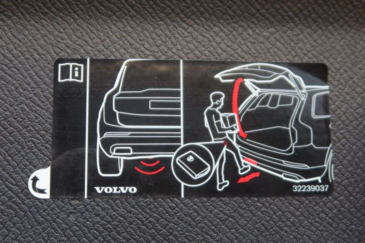 2021 VOLVO XC90 2021 VOLVO XC90