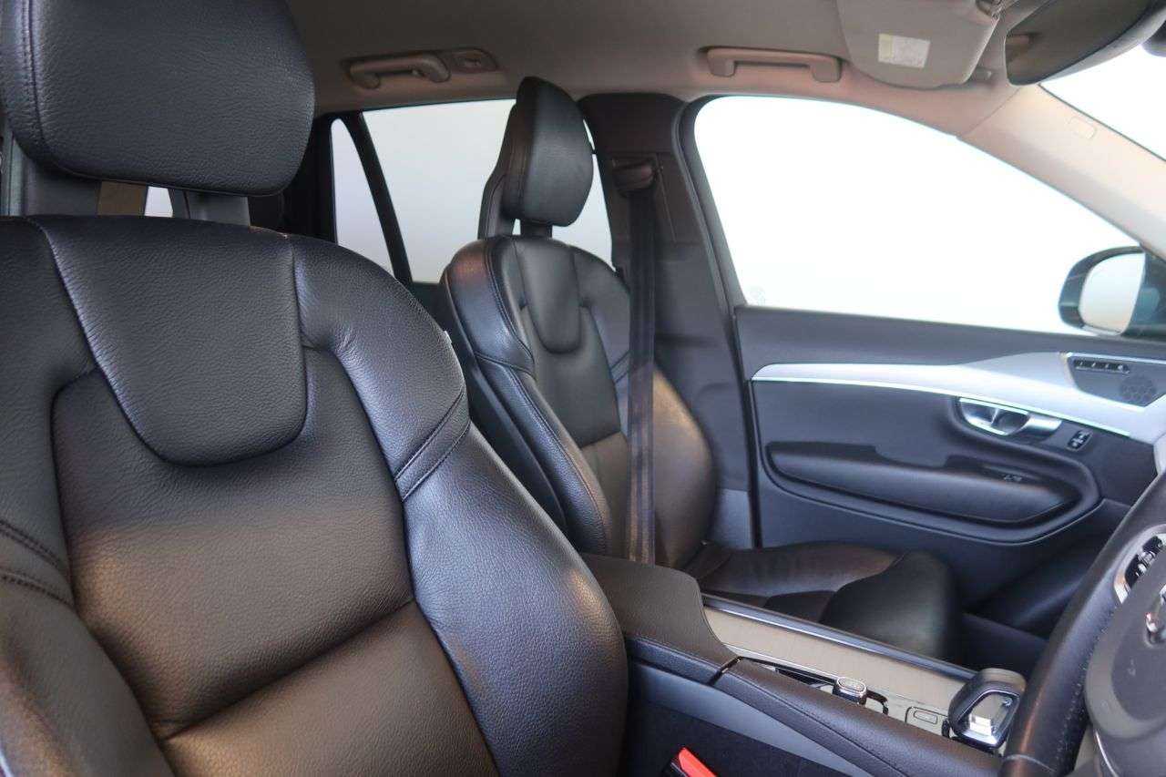 2021 VOLVO XC90 2021 VOLVO XC90