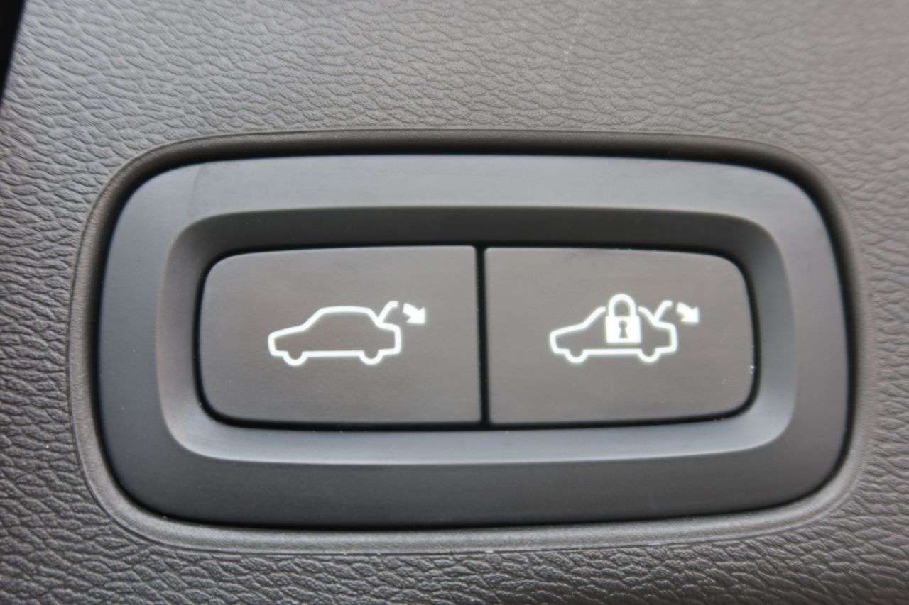 2023 VOLVO XC60 2023 VOLVO XC60