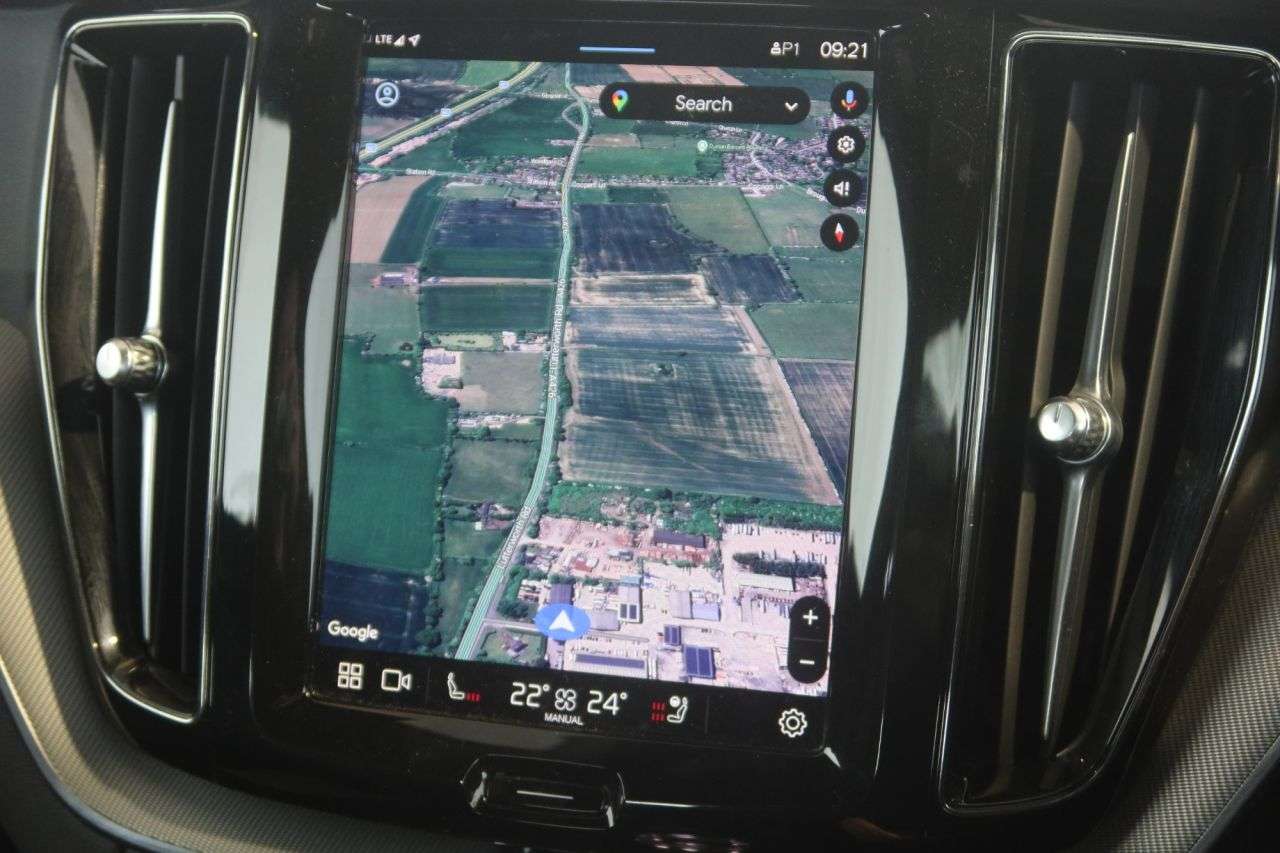 2023 VOLVO XC60 2023 VOLVO XC60