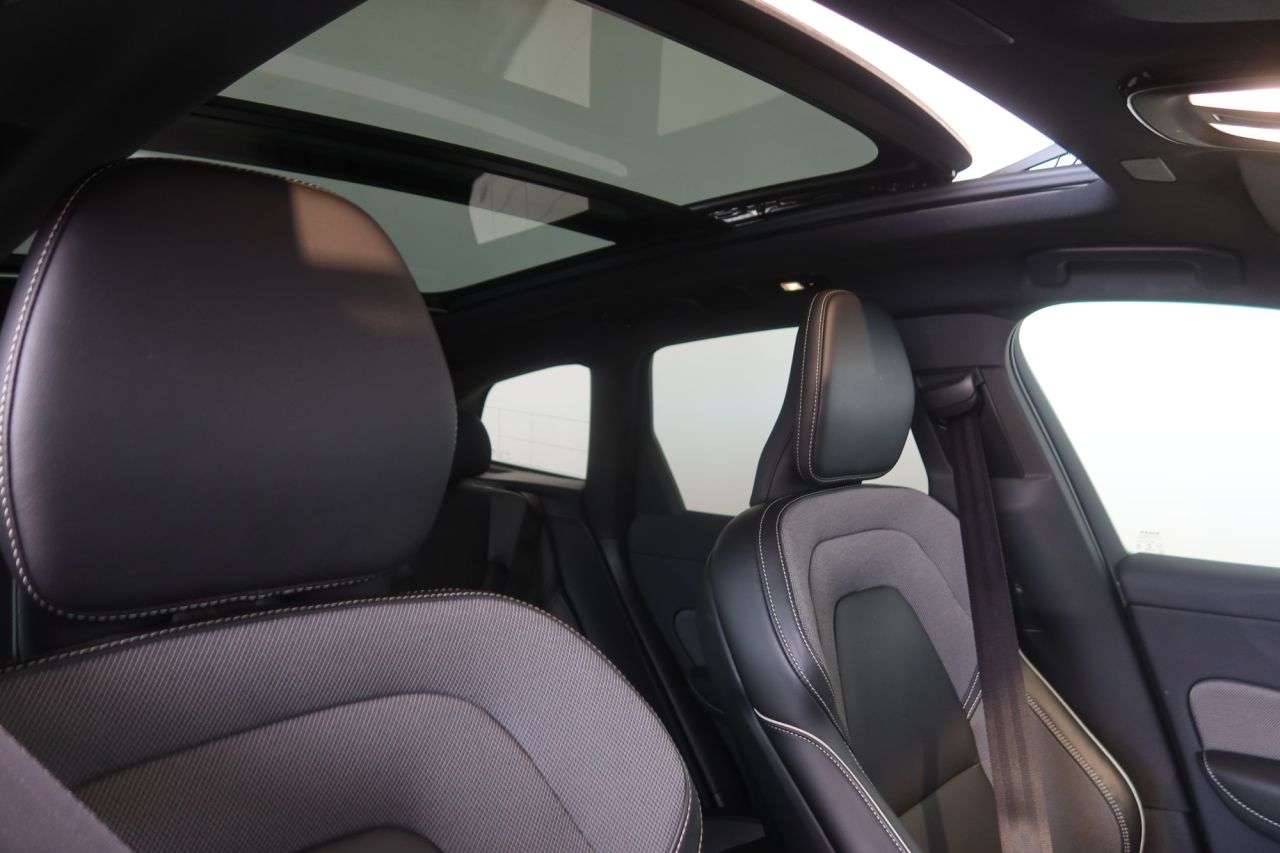 2023 VOLVO XC60 2023 VOLVO XC60