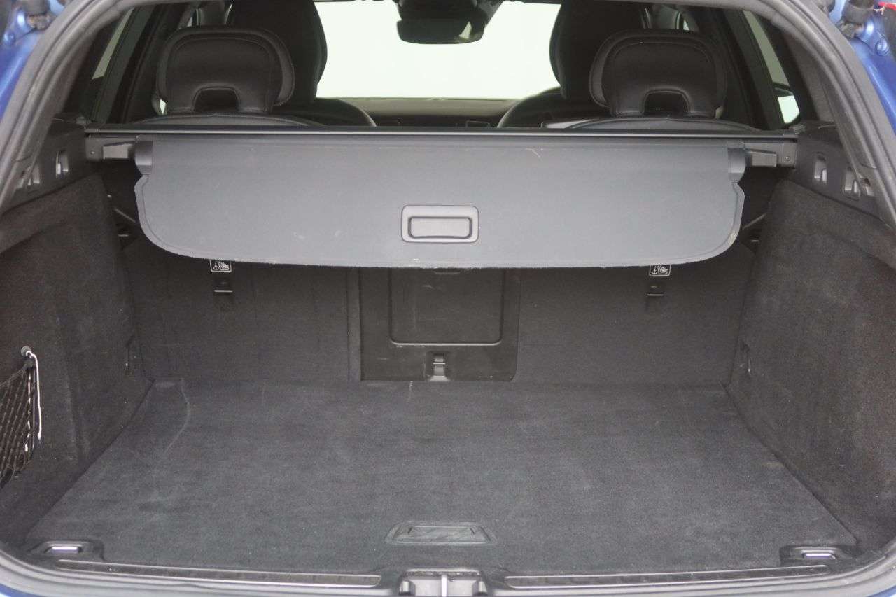 2021 VOLVO V60 2021 VOLVO V60