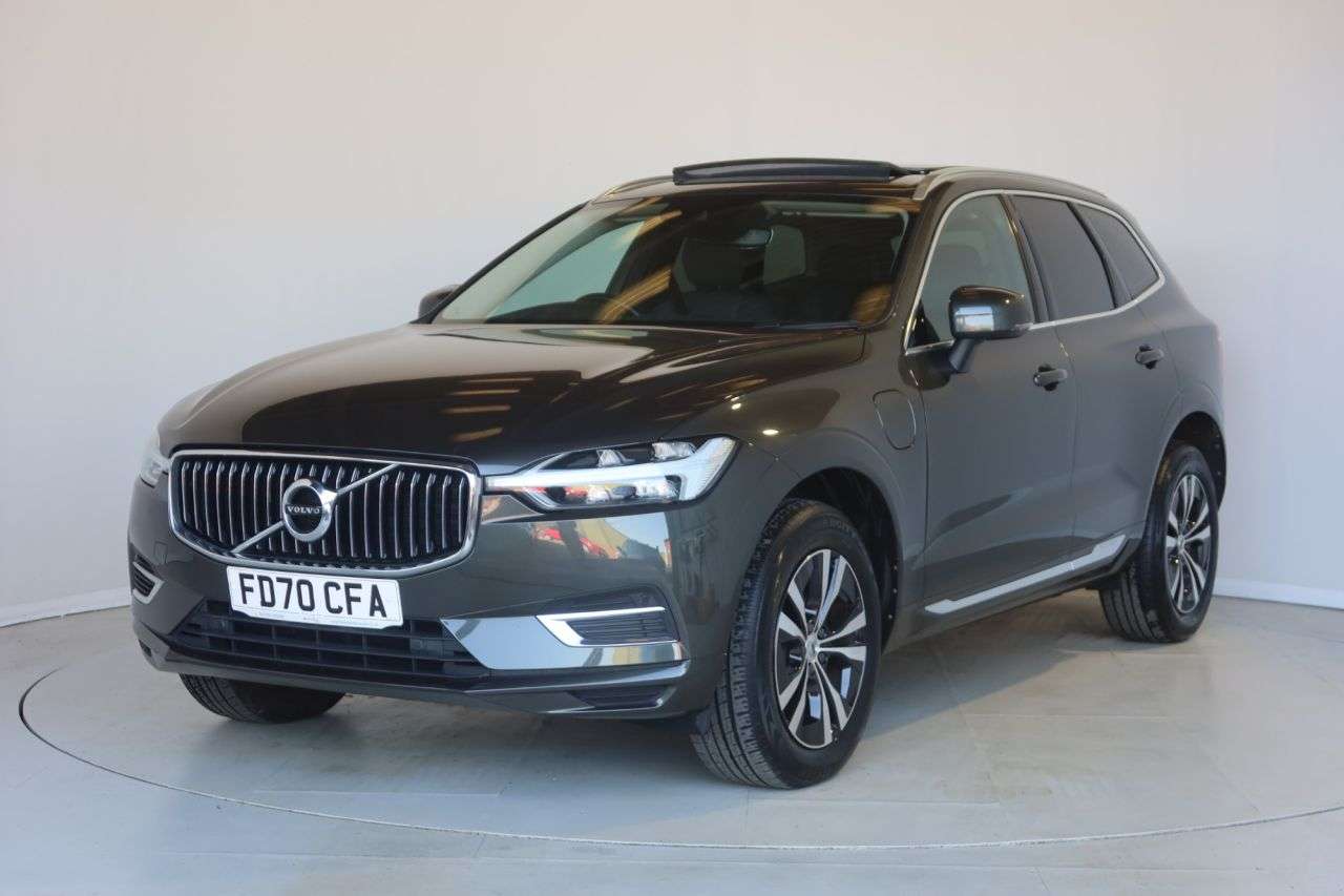 A 2021 VOLVO XC60 2.0h T6 Recharge 11.6kWh Inscription Expression SUV 5dr Petrol Plug-in Hybr A 2021 VOLVO XC60 2.0h T6 Recharge 11.6kWh Inscription Expression SUV 5dr Petrol Plug-in Hybr