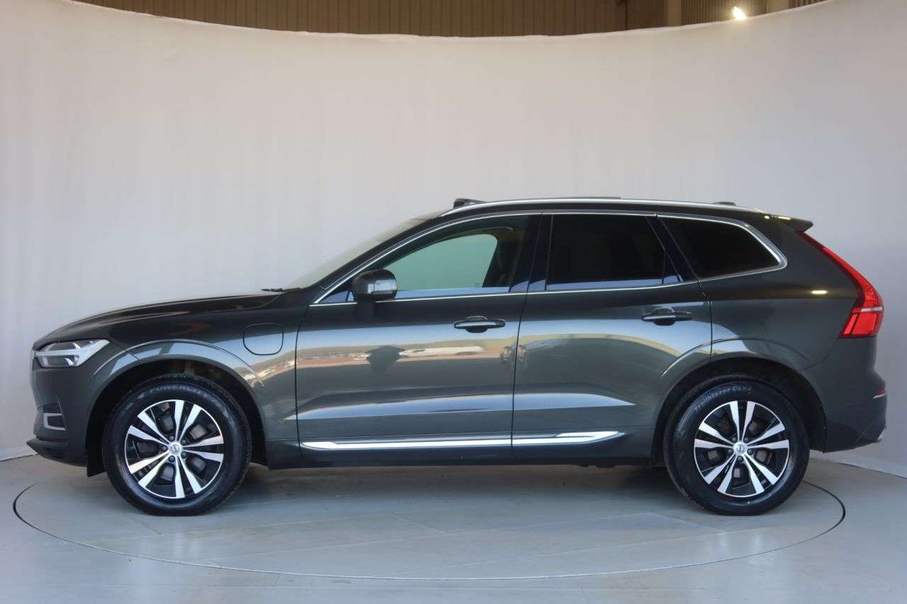 2021 VOLVO XC60 2021 VOLVO XC60