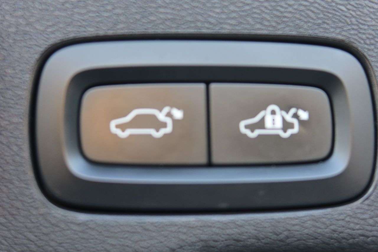 2021 VOLVO XC60 2021 VOLVO XC60