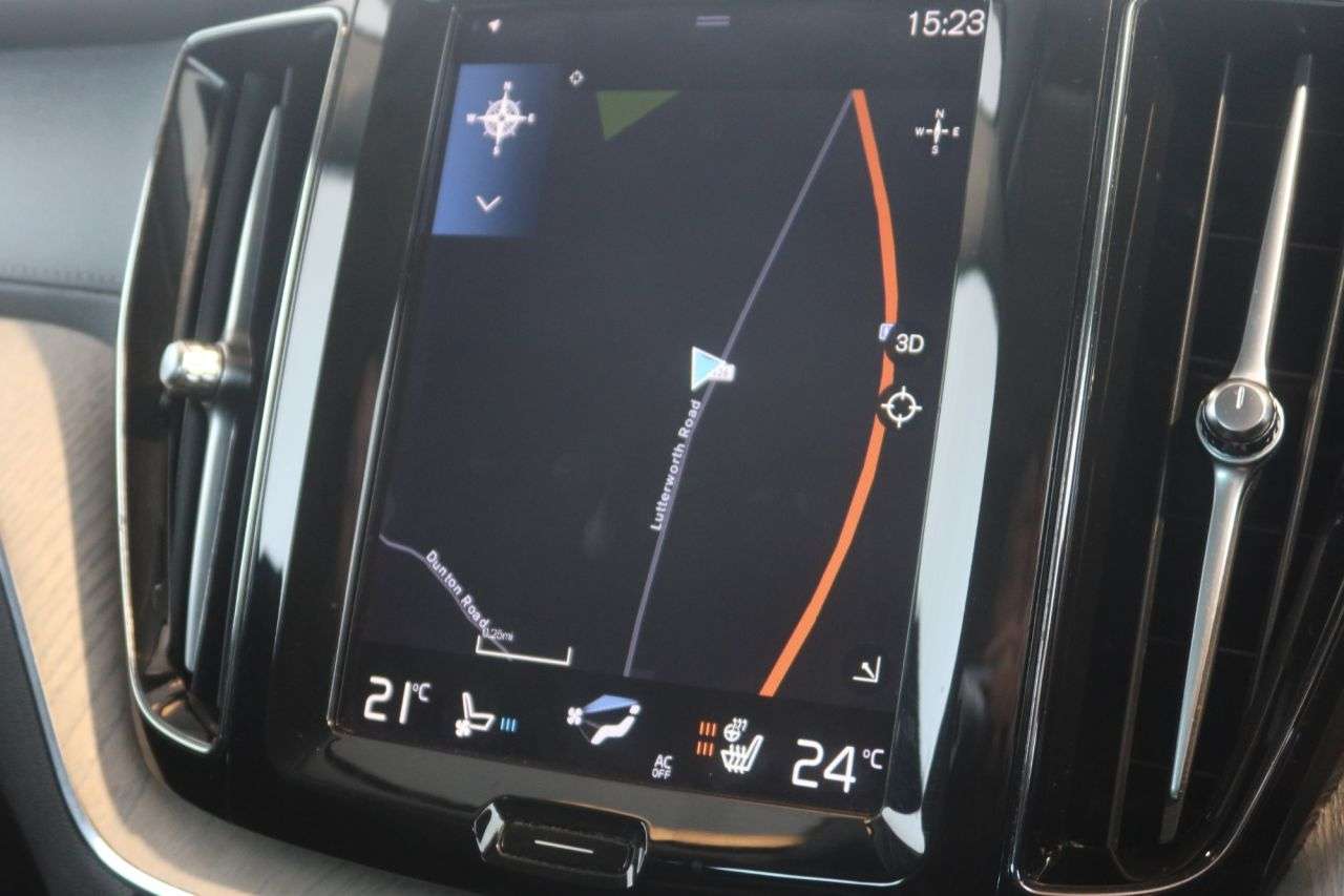 2021 VOLVO XC60 2021 VOLVO XC60