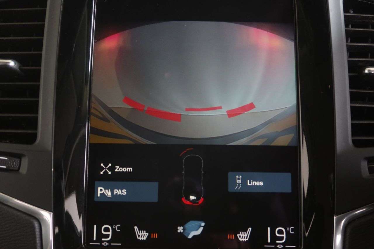 2020 VOLVO XC90 2020 VOLVO XC90