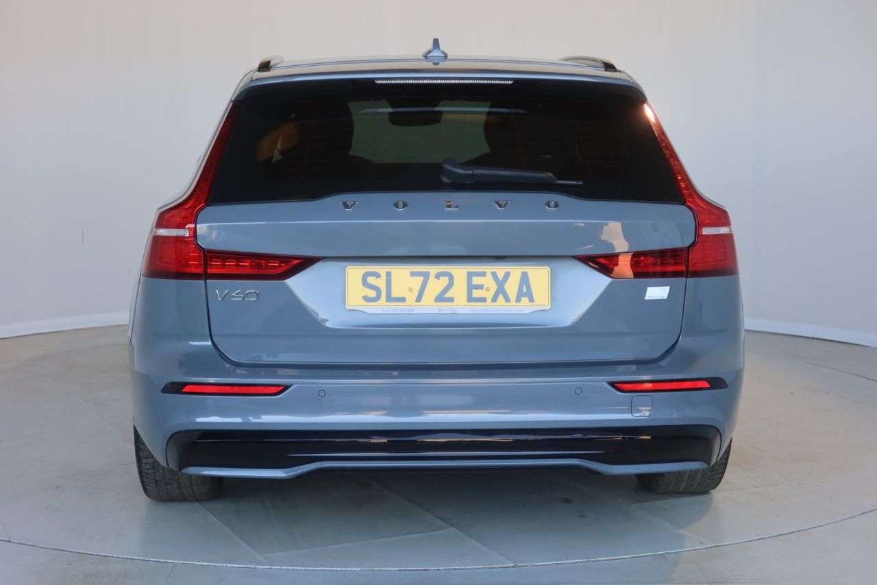 2022 VOLVO V60 2022 VOLVO V60