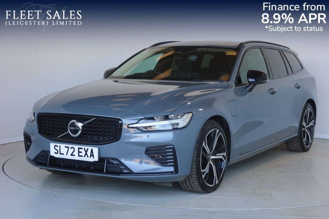 A 2022 VOLVO V60 2.0h T6 Recharge 18.8kWh Plus Dark Estate 5dr Petrol Plug-in Hybrid Auto AW A 2022 VOLVO V60 2.0h T6 Recharge 18.8kWh Plus Dark Estate 5dr Petrol Plug-in Hybrid Auto AW