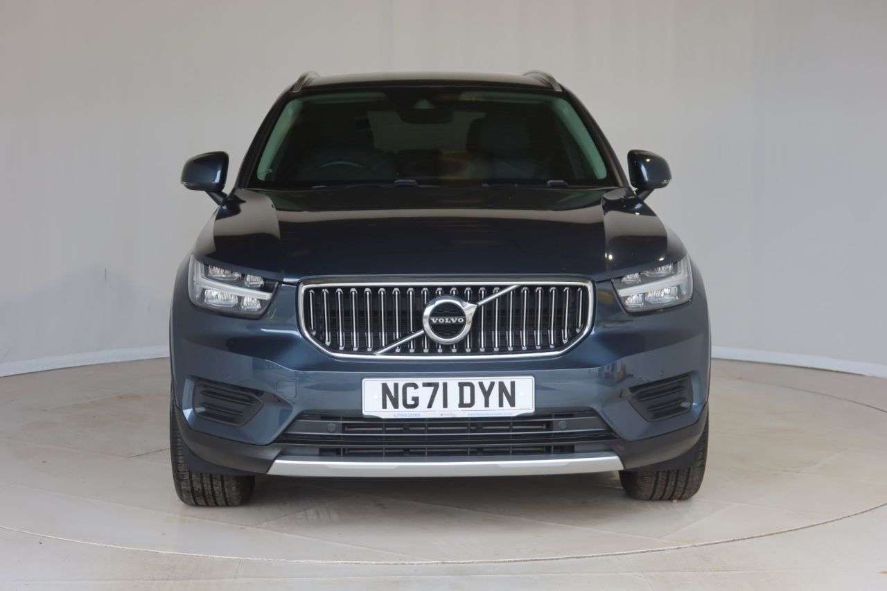 2021 VOLVO XC40 2021 VOLVO XC40