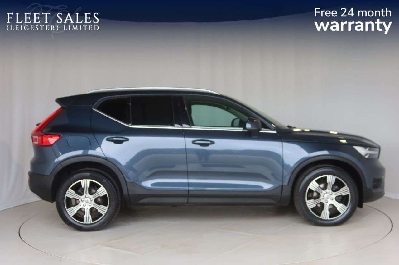 A 2021 VOLVO XC40 1.5 T3 Inscription SUV 5dr Petrol Auto Euro 6 (s/s) (163 ps) FREE 24 MONTH A 2021 VOLVO XC40 1.5 T3 Inscription SUV 5dr Petrol Auto Euro 6 (s/s) (163 ps) FREE 24 MONTH