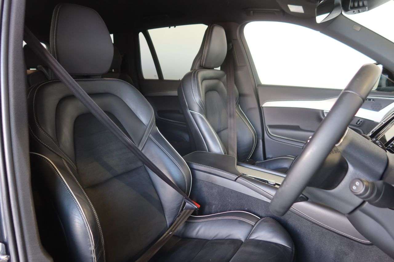 2022 VOLVO XC90 2022 VOLVO XC90