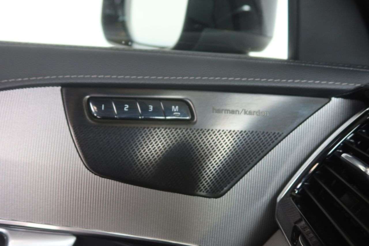 2022 VOLVO XC90 2022 VOLVO XC90