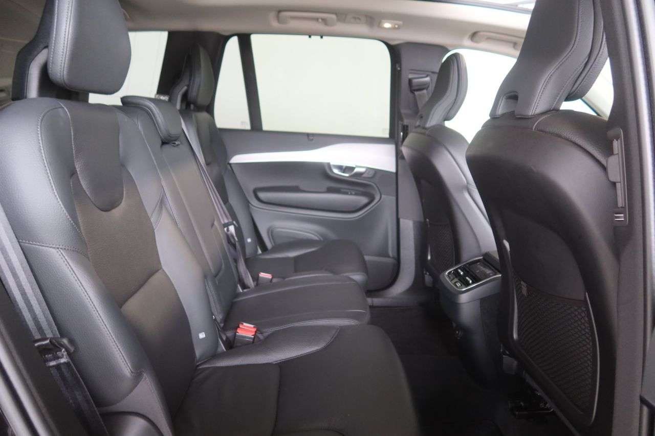 2022 VOLVO XC90 2022 VOLVO XC90