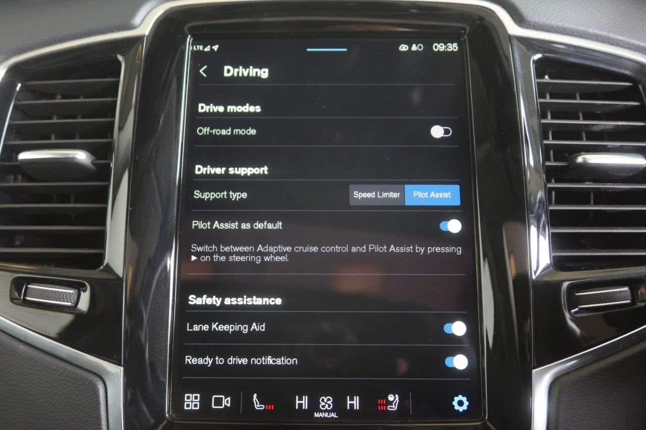 2022 VOLVO XC90 2022 VOLVO XC90