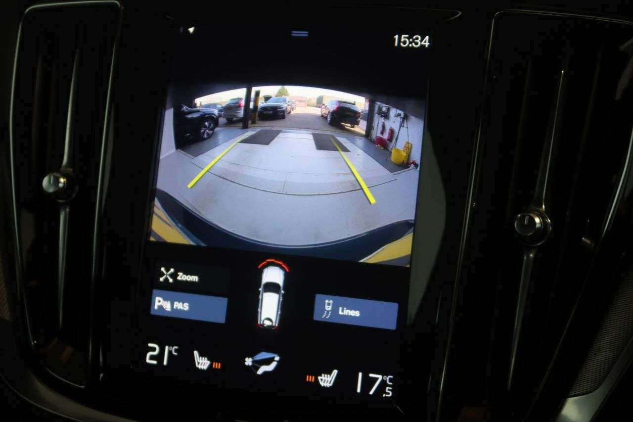 2022 VOLVO V60 2022 VOLVO V60