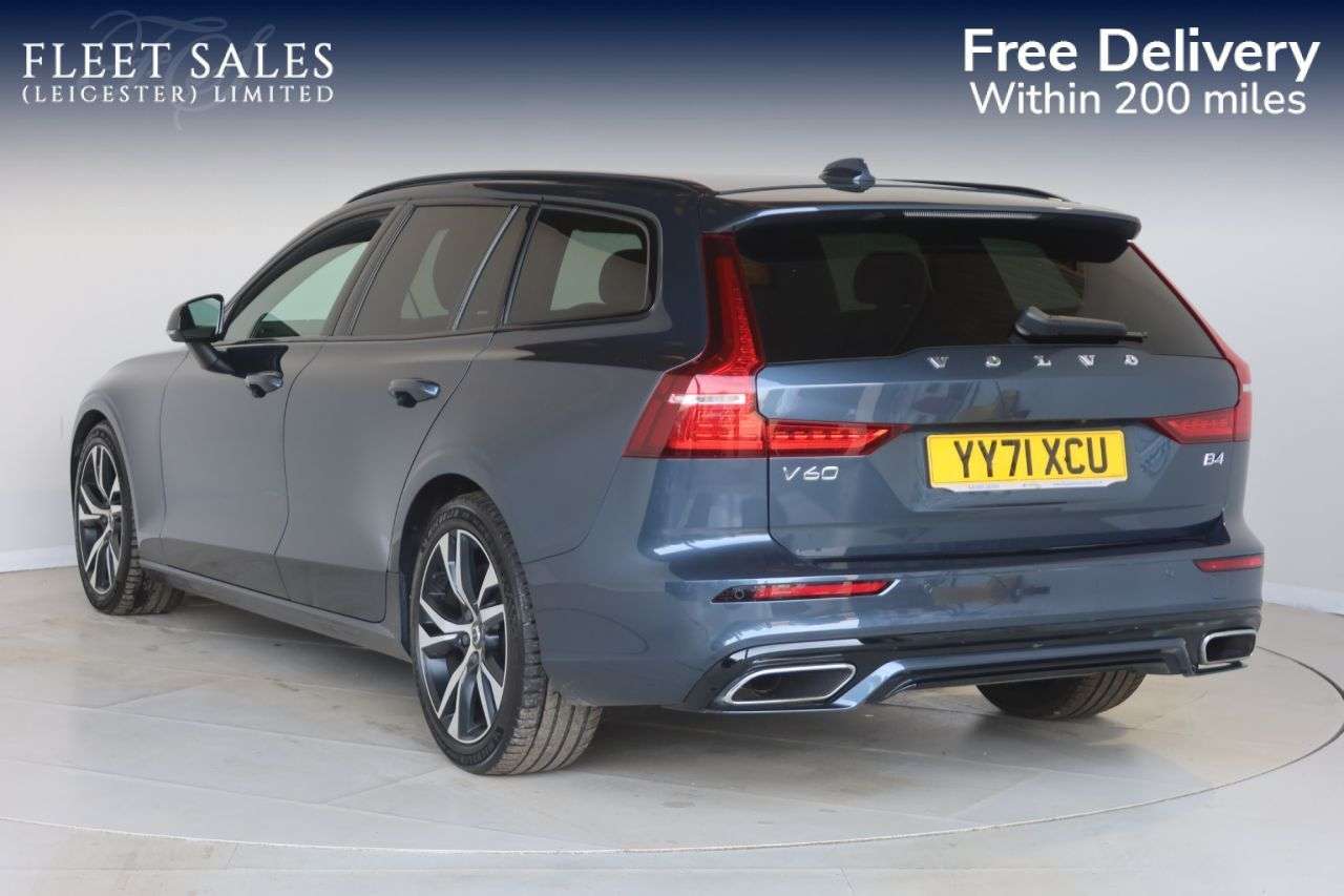 2022 VOLVO V60 2022 VOLVO V60