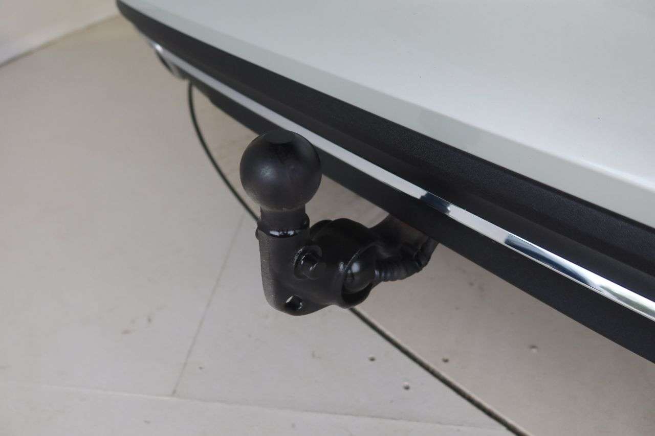 2021 VOLVO V60 2021 VOLVO V60