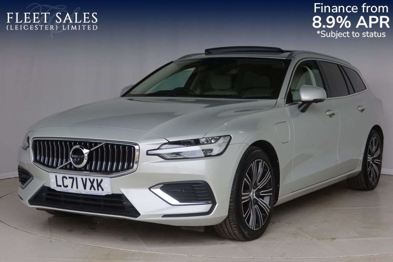 A 2021 VOLVO V60 2.0h T6 Recharge 11.6kWh Inscription Estate 5dr Petrol Plug-in Hybrid Auto A 2021 VOLVO V60 2.0h T6 Recharge 11.6kWh Inscription Estate 5dr Petrol Plug-in Hybrid Auto