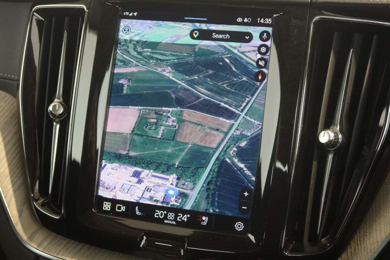 2021 VOLVO XC60 2021 VOLVO XC60