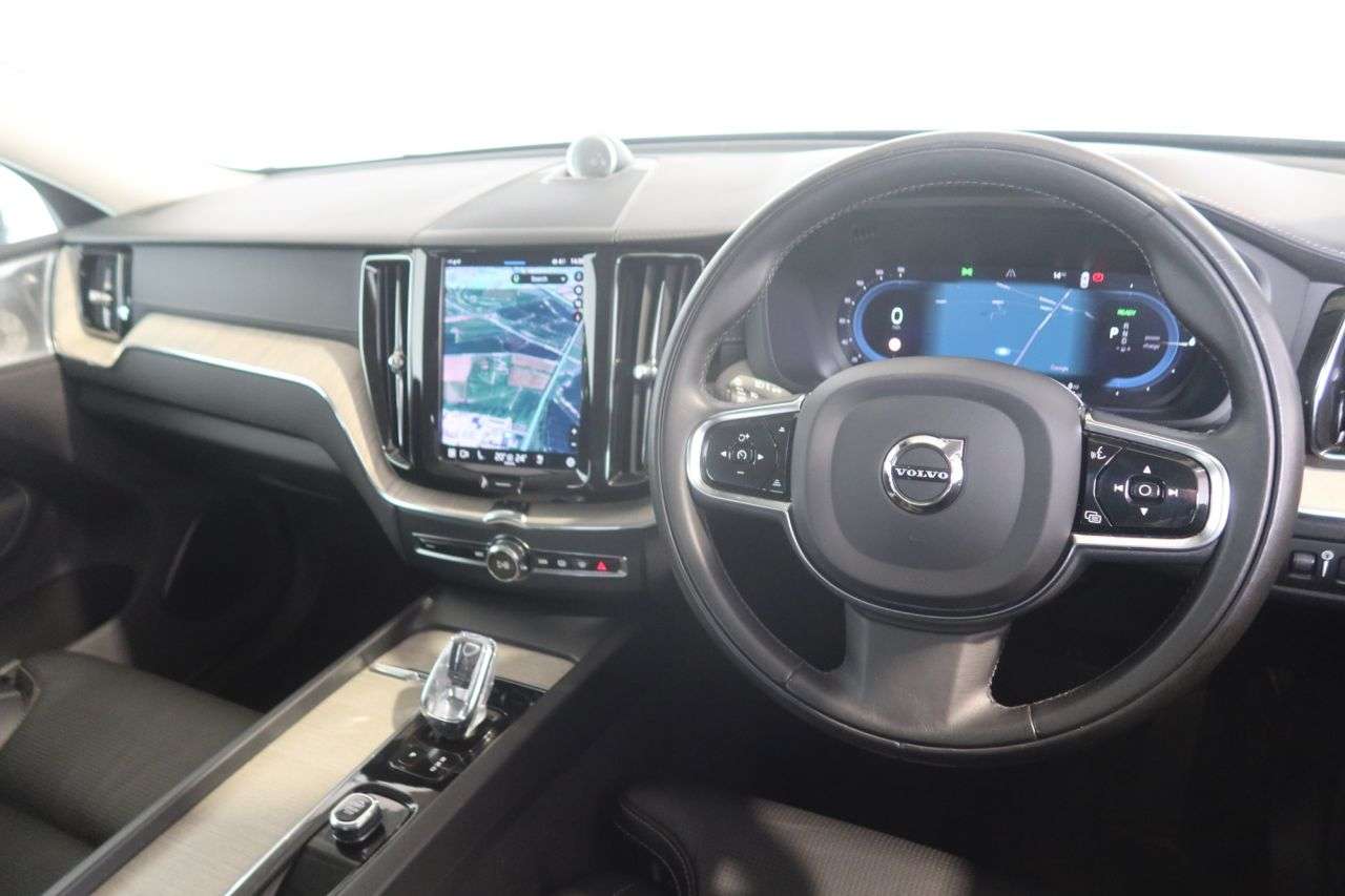 2021 VOLVO XC60 2021 VOLVO XC60