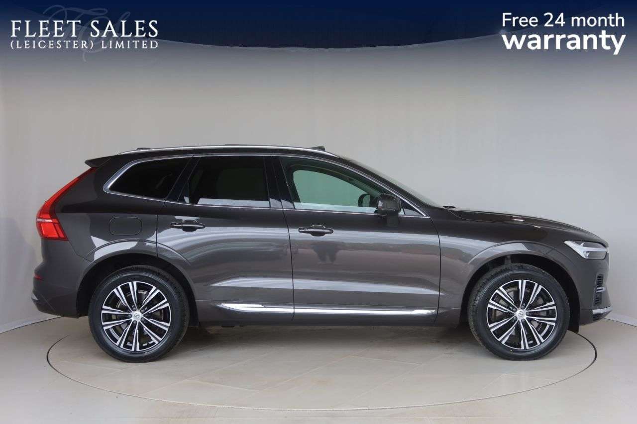 A 2021 VOLVO XC60 2.0h T6 Recharge 11.6kWh Inscription SUV 5dr Petrol Plug-in Hybrid Auto AWD A 2021 VOLVO XC60 2.0h T6 Recharge 11.6kWh Inscription SUV 5dr Petrol Plug-in Hybrid Auto AWD