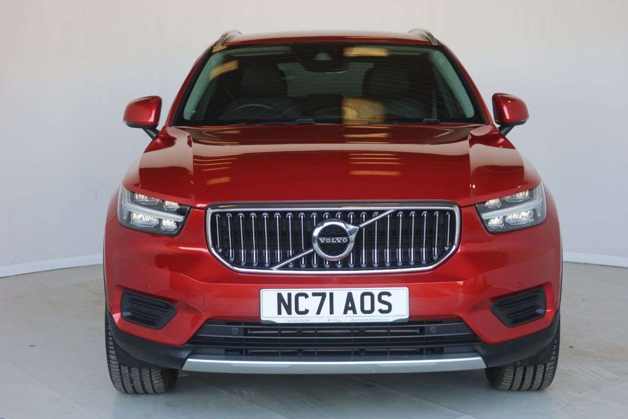 2022 VOLVO XC40 2022 VOLVO XC40