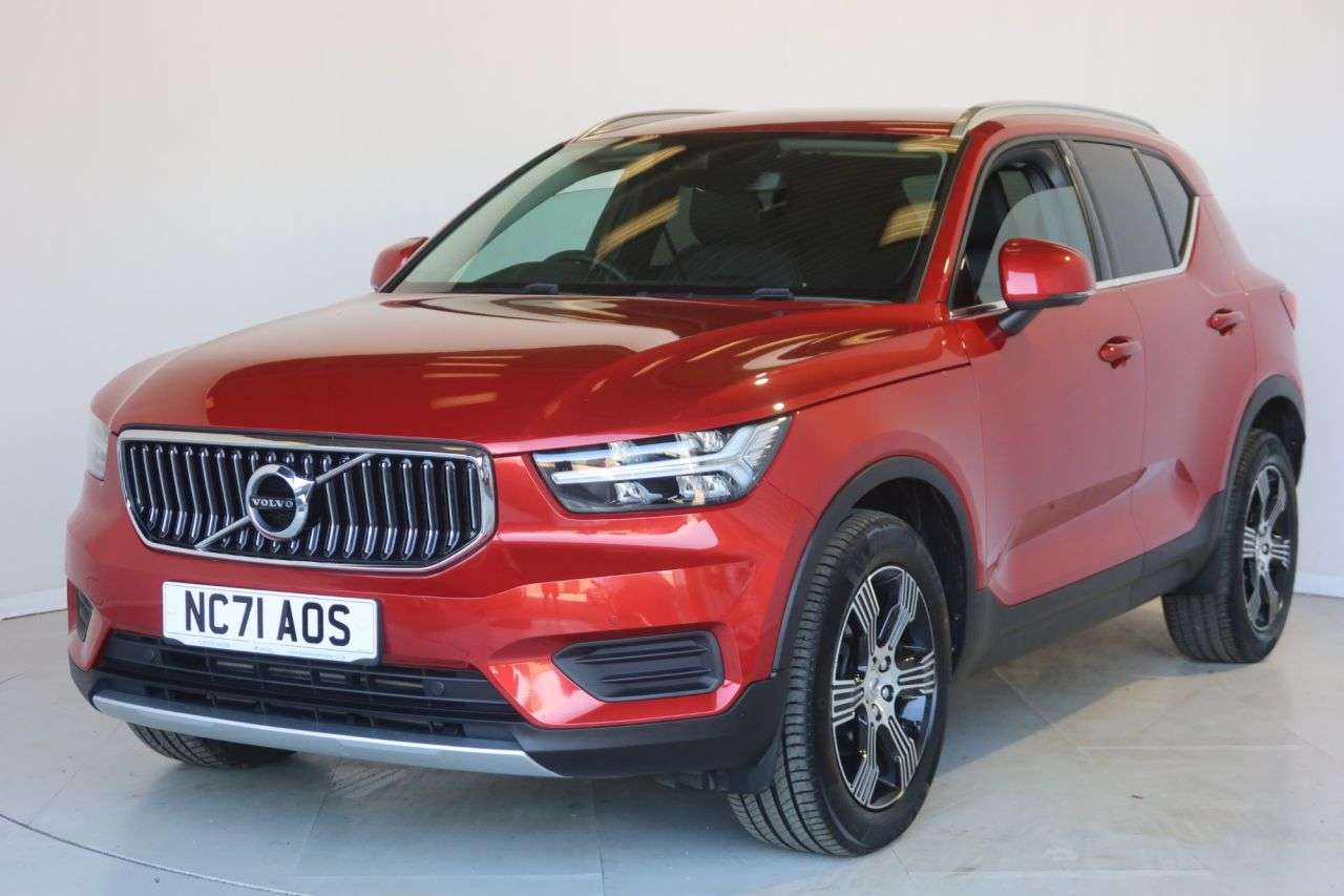 A 2022 VOLVO XC40 1.5 T3 Inscription SUV 5dr Petrol Auto Euro 6 (s/s) (163 ps) HEATED STEERIN A 2022 VOLVO XC40 1.5 T3 Inscription SUV 5dr Petrol Auto Euro 6 (s/s) (163 ps) HEATED STEERIN